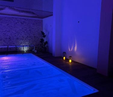 Parigne-lʼEveque House | La Grange Clyna - Love Room