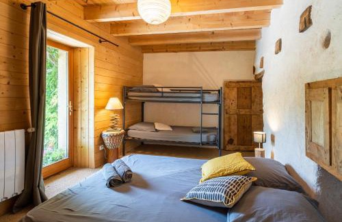 Chainaz-les-Frasses House | La Grange de Capucine, gite de caractère
