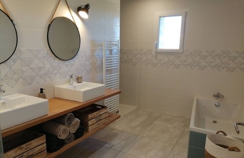 Vailhourles Cottage | LA GRANGE DE NESPES " SAUGES " (6 pers-) (Rated 4 stars)