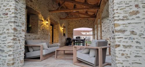 Les Pineaux House | La Grange du Maupas