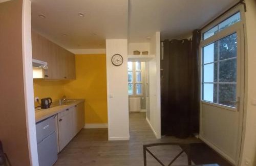 Saintes Apartment | La Grelauderie 2