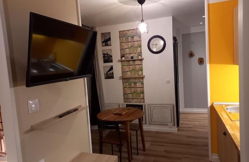 Saintes Apartment | La Grelauderie 6