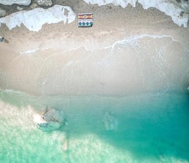 Urzulei Apartment | La Grotta Sardegna 5 Bedrooms each with a Private Ensuite Bathroom featuring a Hydromassage Shower Air Conditioning