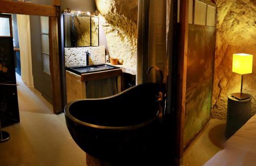 Noyers-sur-Cher House | La Grotte du Moulin