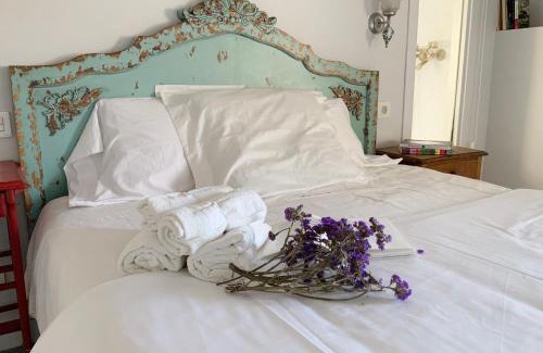 Perales del Puerto House | La Grulla Dorada