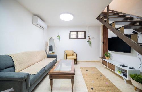 Tel Aviv Apartment | La Guardia on the boulevard