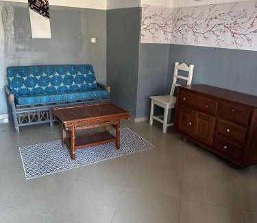 Littoral Department House | La Guesthouse Étoile