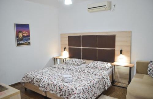 Gjerana House | La Hacienda