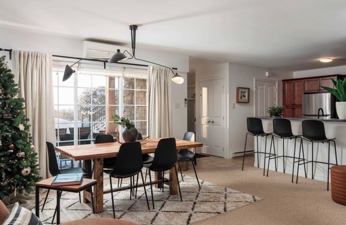 Saint-Faustin-Lac-Carre Condo | La Halte Mont-Blanc 2 – Spa, pool, beach, hiking