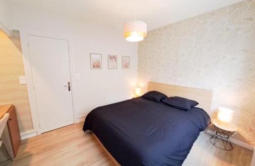 Royan House | La Huppe - MAISON FAMILIALE AVEC JARDIN, CENTRE VILLE, PROCHE PLAGE