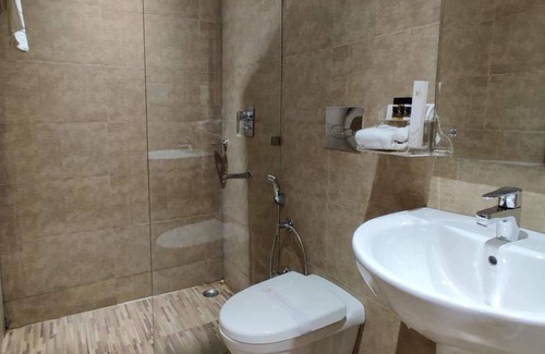 Aligarh Hotel | La Imperio Hotel