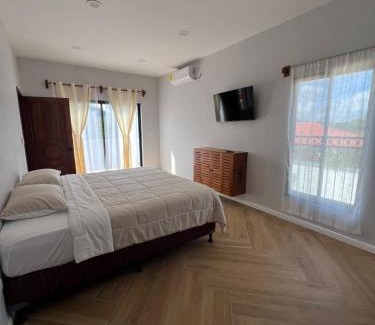 Flores House | La Isla Bonita Residence
