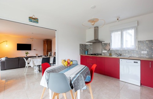 Saujon House | La Janne - Maison avec jardin