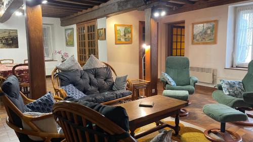 Le Villars House | La Jolytine - Maison Familiale en Campagne