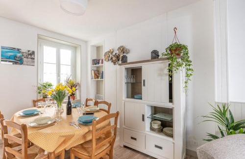 Saint-Vaast-la-Hougue House | La Jonquille