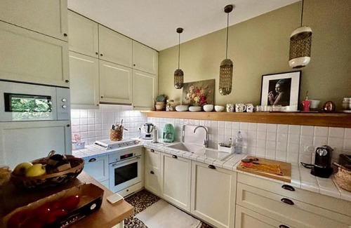 Mondeville Apartment | La Julienne