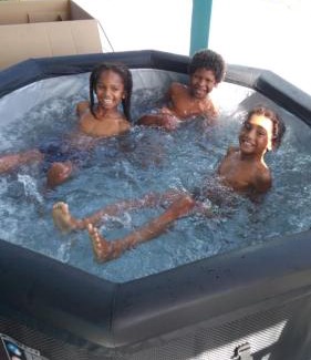 Saint-Pierre Apartment | La Kay'Loulou avec spa et piscine