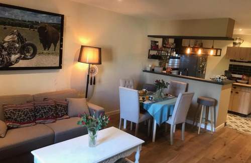 Plan-de-la-Tour Apartment | La LAZARENCO