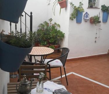San Ambrosio House | La Lectora