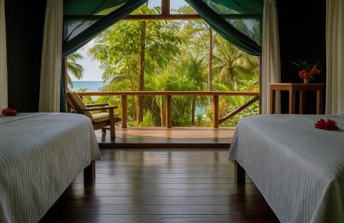 Carate Cabin | La Leona Eco Lodge