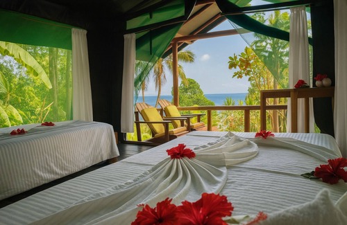 Carate Cabin | La Leona Eco Lodge