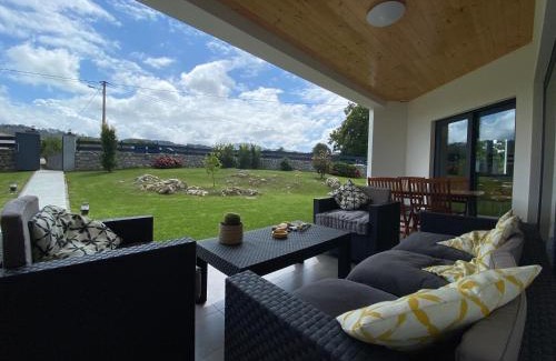 Hontoria House | La llosina Vivienda Vacacional alquiler íntegro