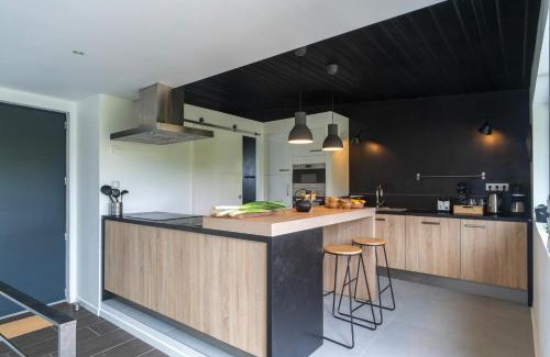Hennebont House | La Loc'Oyarn - Maison avec parking privé