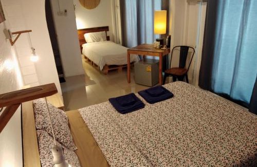 Pom Prap Hotel | La Locanda