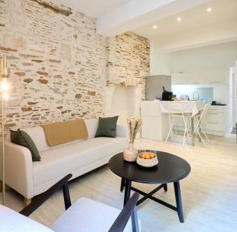 Decre-Cathedrale Apartment | La loge des Carmélites Coeur de Nantes WIFI