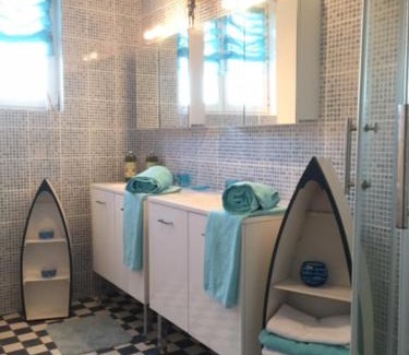 Vauciennes House | La Loge Du Vigneron