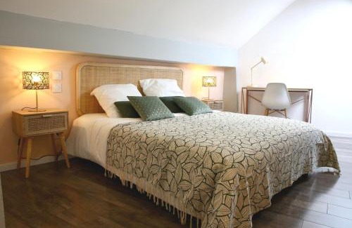 Lens Apartment | La Loge en Or - Parking public - Triplex - Proche centre et autoroute