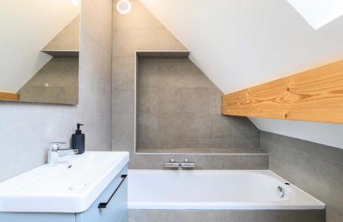 Vers-sur-Selle House | La Longere - Calme Neuf 15 min Amiens
