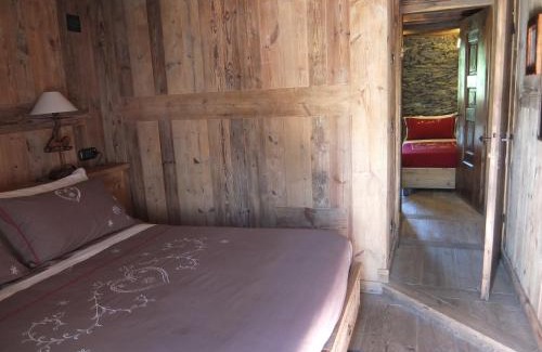 Brusson Bed & Breakfast | La Luge D'Antan Maison d'Hôtes & SPA
