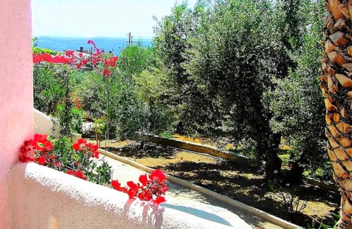 Ferma Apartment | La Luna Blu Apartment "Sole", sea view, 500 meters from the beach