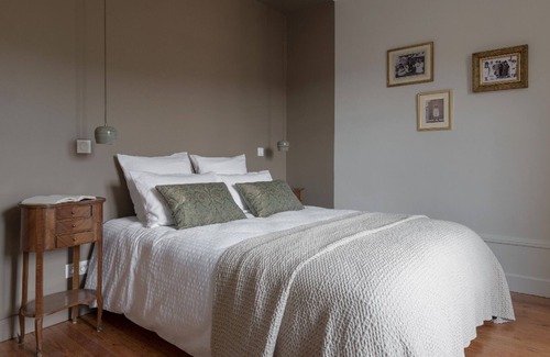 Saint-Germain-au-Mont-d'Or House | La Maison des Monts d’Or bed and breakfast and charming cottages Saint Ge