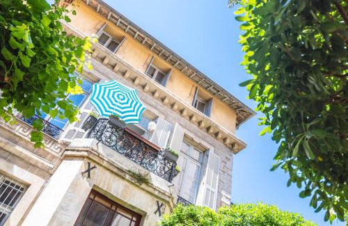 Jean-Medecin Hostel | La Maïoun Guesthouse