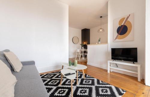 La Madeleine Apartment | La Madeleine-Beautiful bright two bedroom apart