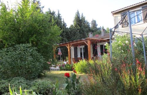 Pezens Bed & Breakfast | La Madeleine