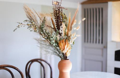 Apt Apartment | La Madone