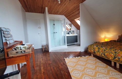Plouneour-Brignogan-Plages Bed & Breakfast | La Maison de la Côte des Légendes