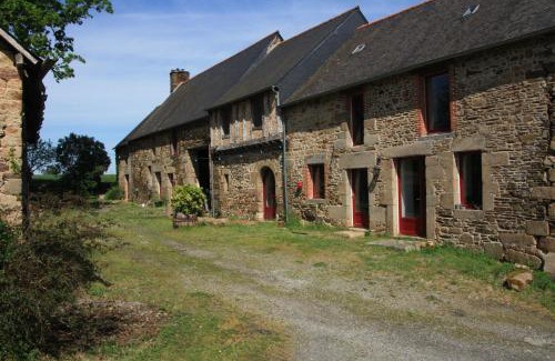 Bazouges-la-Perouse House | La maison à Jean