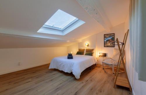 Montelimar Apartment | La Maison 44 - Duplex T3 - Clim, calme, Via Rhôna