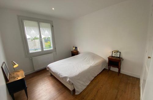 Blainville-sur-Mer House | La maison bleue vacance et jardin, la mer à 550 m