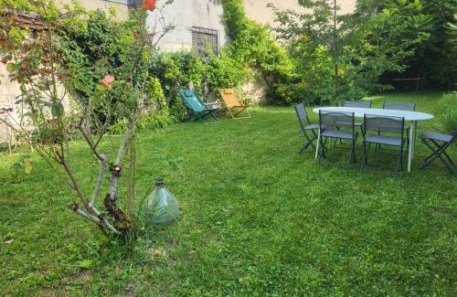 Auxerre House | La Maison Broc'Art
