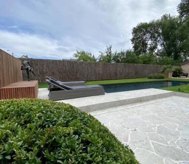 Frasnes-Lez-Anvaing Bed & Breakfast | La Maison d'Arc