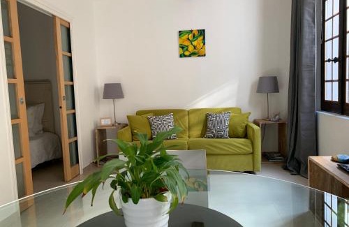 Moustiers-Sainte-Marie Apartment | La Maison du Courtil, Citron-Caramel