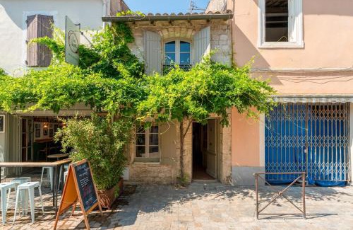 Aigues-Mortes Medieval City House | La Maison Dans Les Remparts