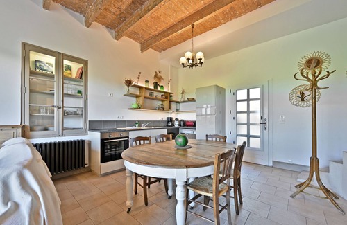 Beaucaire House | La Maison de Campagne*, in Provence Gîte with swimming pool and bicycles