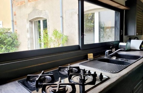 Richebourg - Saint-Clement House | La maison de Jade - Charming residence with parking lot