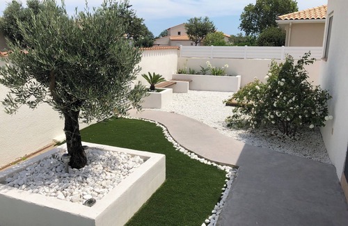 Montescot House | La Maison de Julie et Franck